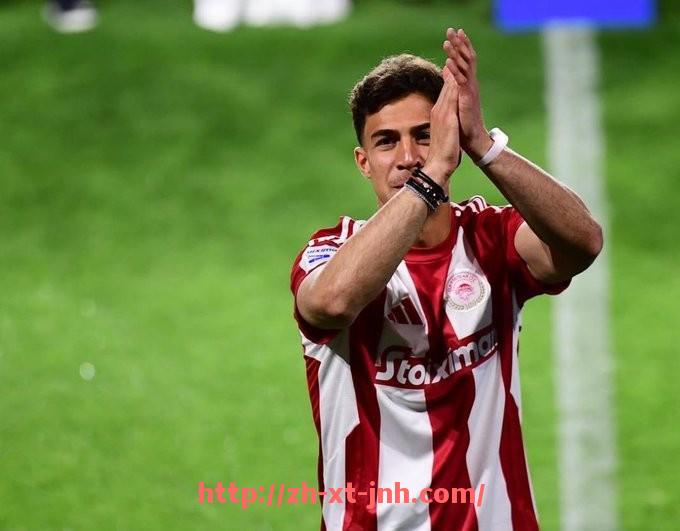 金年会体育-世俱杯周期延长对俱乐部年内比赛节奏调整的综合研究